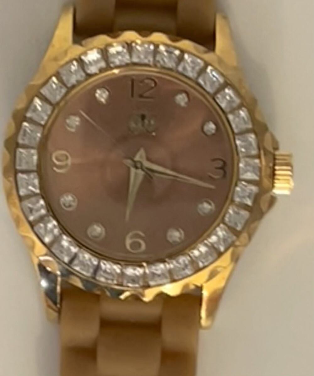 Vintage Women’s Curations Watch Gold Tone Silicone Strap